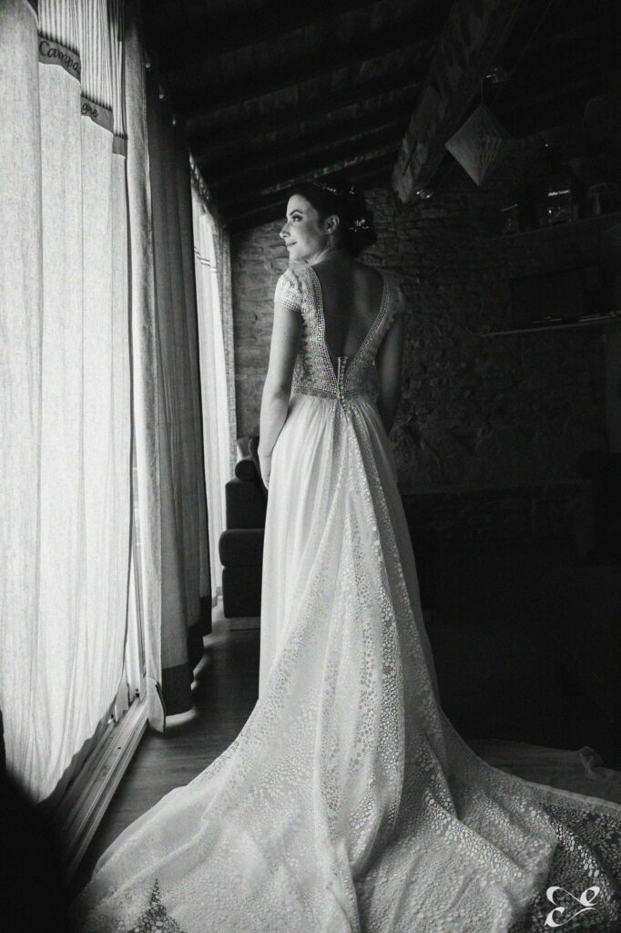 Wedding photography by Éternel Capture, Provence (75)