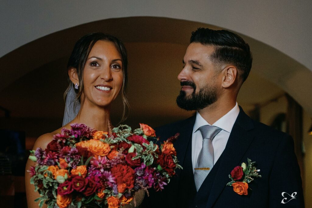 Mariage de Camille et Vincent, Villa St Antoine, Violès, France — Éternel Capture