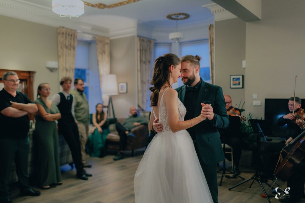 Mariage de Marie et Cédric, Carlogie House, Carnoustie, Écosse — Éternel Capture