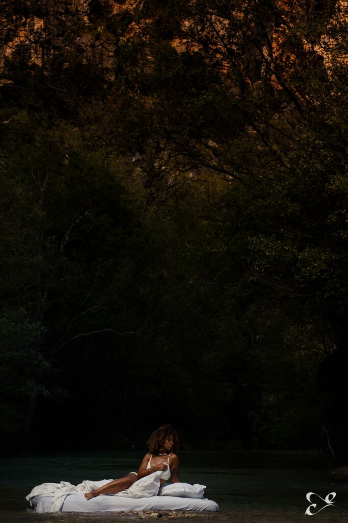 Séance photo avec Marie, Marseille, France — Éternel Capture
