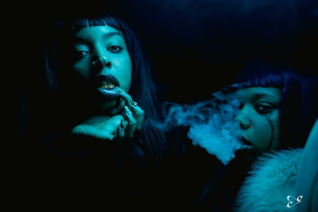 Séance photo avec Fatou et Marie, Marseille, France — Éternel Capture