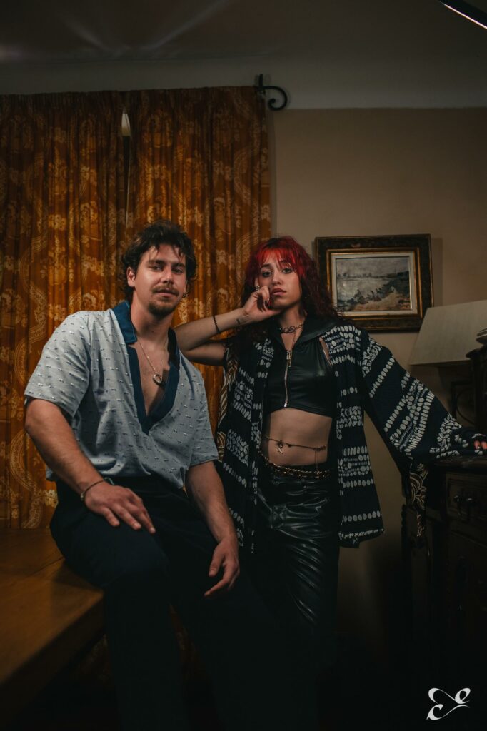 Séance photo avec REALMS, Marseille, France — Éternel Capture